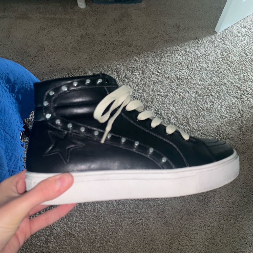 star sneakers